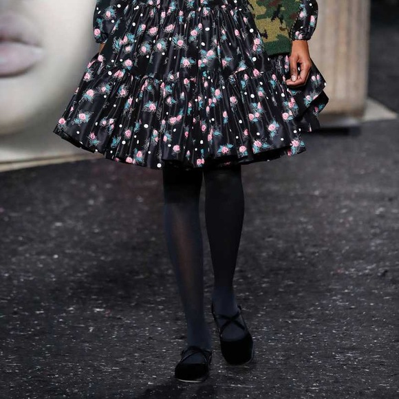 Miu Miu VELVET CROSS STRAP BALLERINA FLATS - Picture 2 of 9